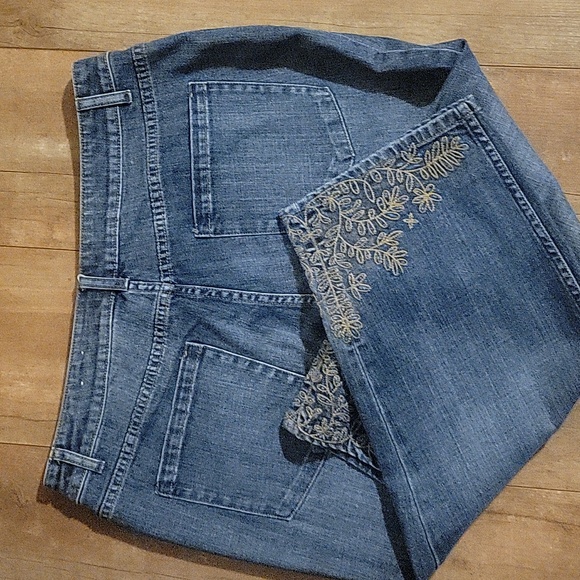 Coldwater Creek Capri jeans - Picture 4 of 5